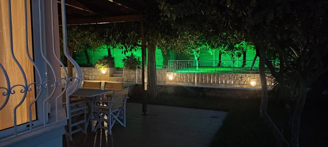 Villa Moma Palio Gerani Esterno foto